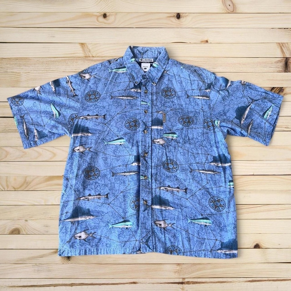 Columbia Sportswear Mens Large Blue Fish Map Print Short Sleeve Button Down